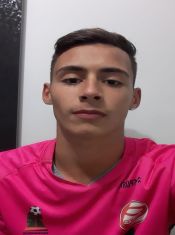 CAÍQUE DA SILVA TEIXEIRA DE FARIAS